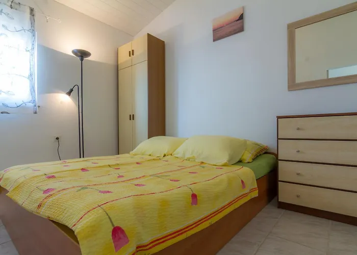 Starigrad Apartment