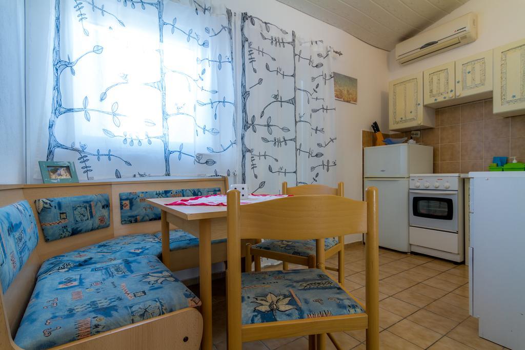 Starigrad Apartment *